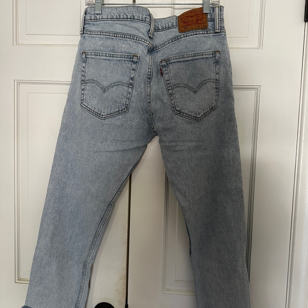- Levi’s 512. Light wash cut off - Picture 2 of 6